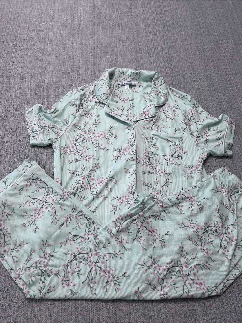 Flora Nikrooz Mint Green Floral Sleep Set. Size S